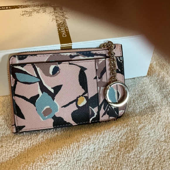 Kate Spade Card Wallet - Picture 2 of 4